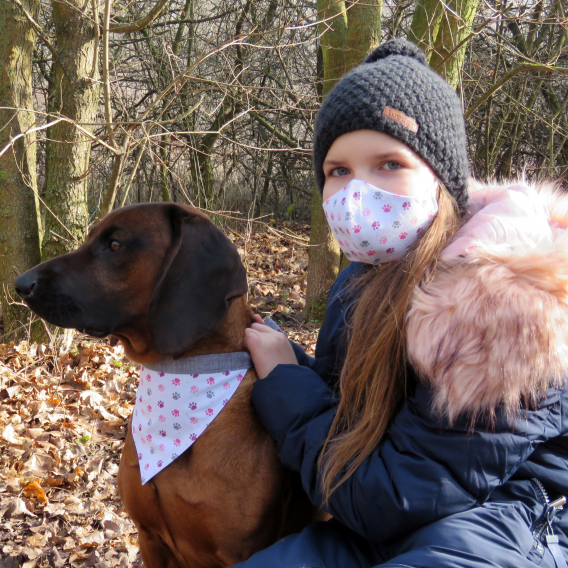 Obrázok pre SADA Bavlnená šatka pre psíka + rúško - Psie labky ružová / tmavosivá