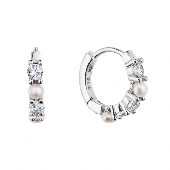 Obrázok pre Strieborné náušnice krúžky s bielymi riečnymi perlami a zirkónmi 21077.1